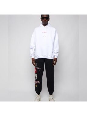 Vetements Unisex white logo hoodie size XS BNWT